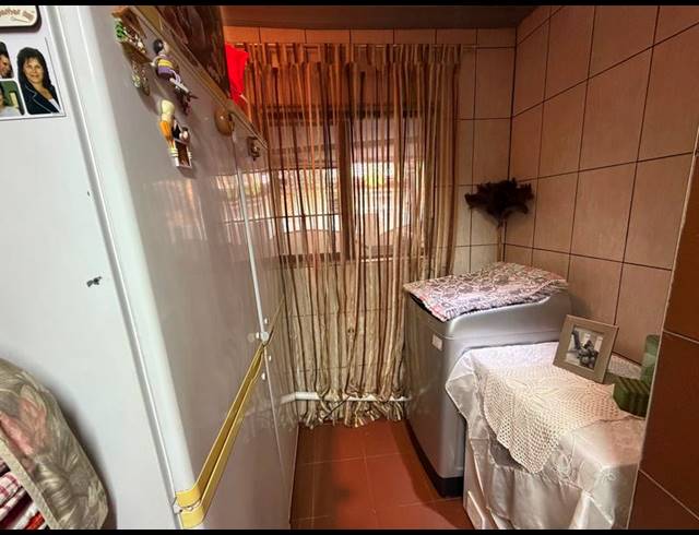 4 BEDROOM TOWNHOUSE FOR SALE IN AERORAND